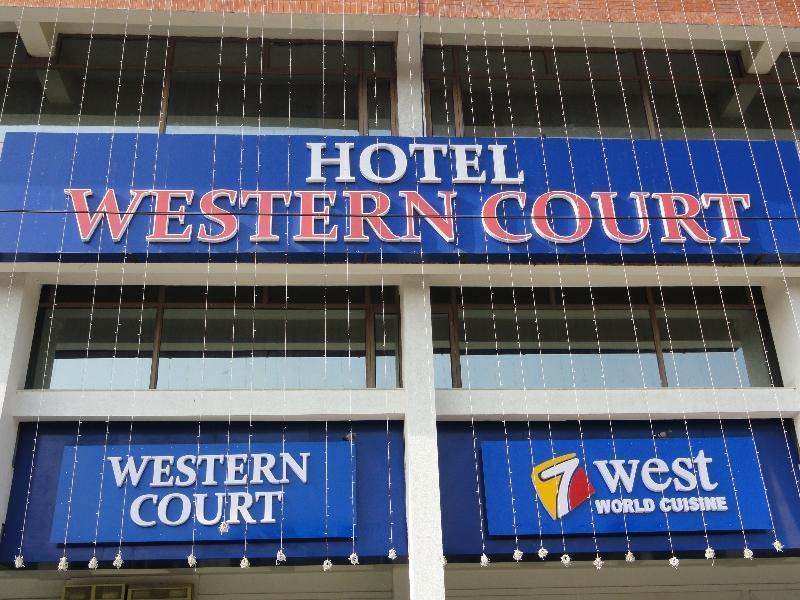 Hotel Western Court Chandīgarh Exterior foto