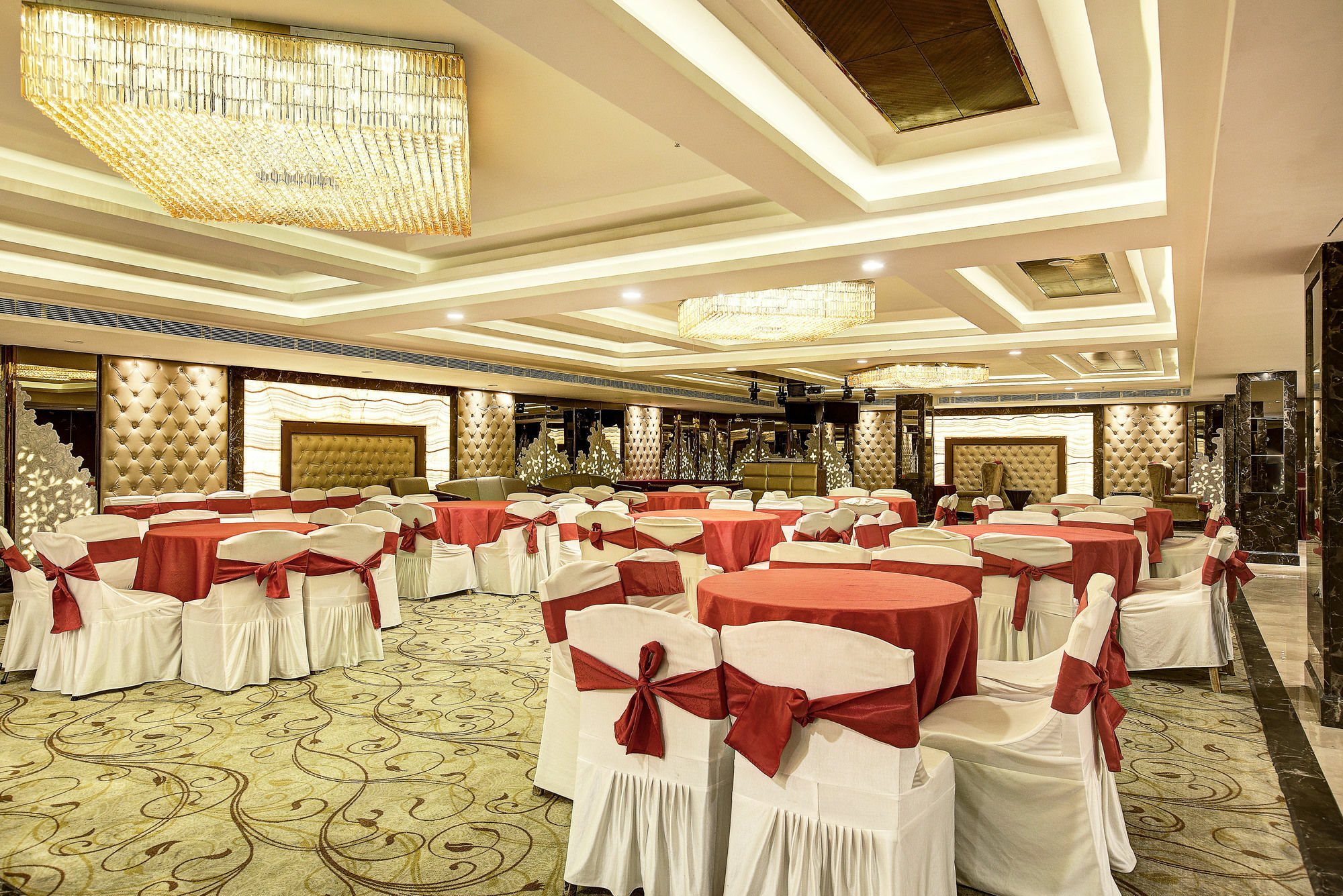 Hotel Western Court Chandīgarh Exterior foto